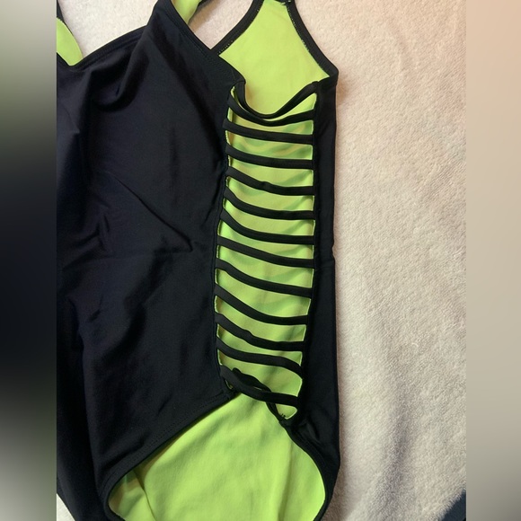 Forever 21 one piece - Picture 2 of 6